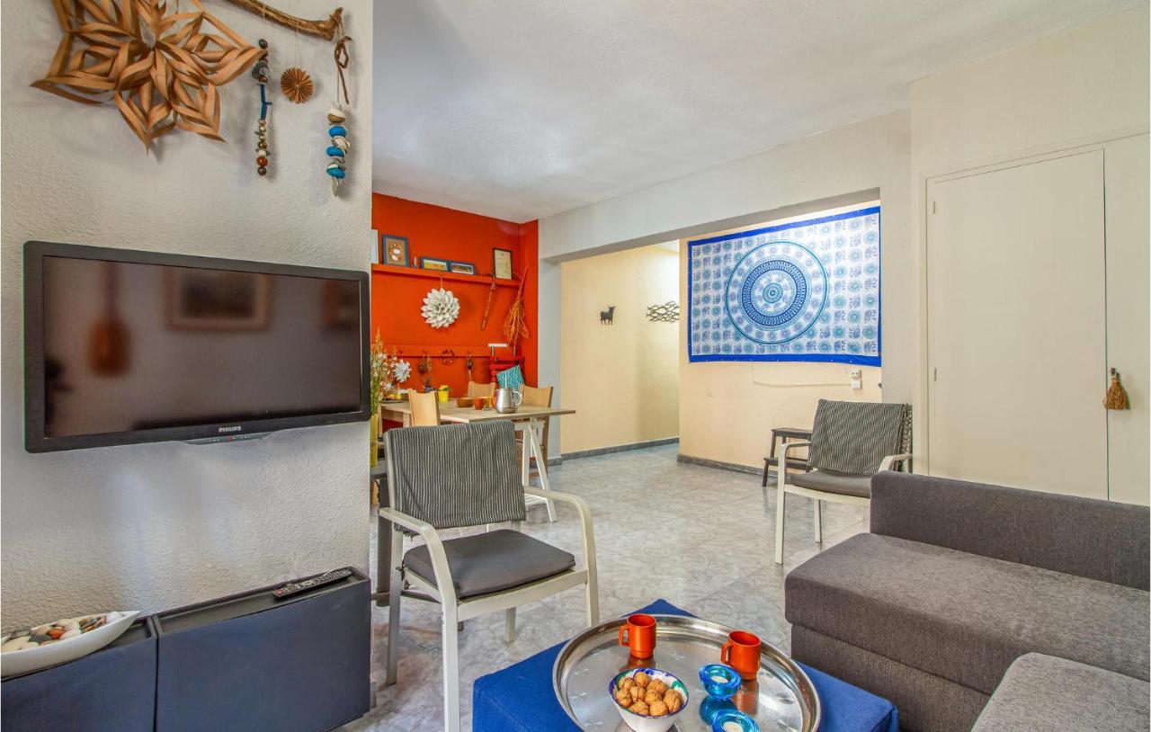 Lovely Apartment In Santa Pola With Wifi Buitenkant foto