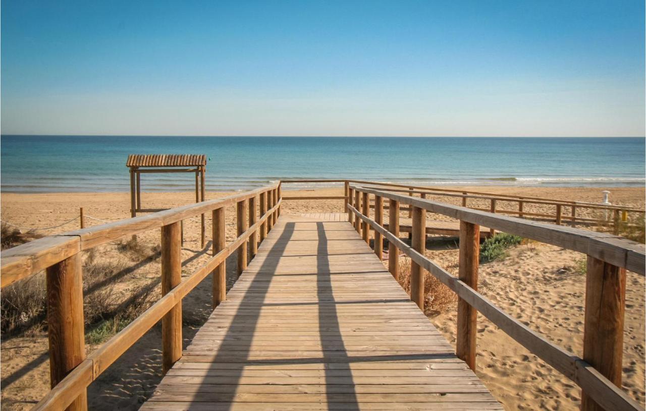 Lovely Apartment In Santa Pola With Wifi Buitenkant foto