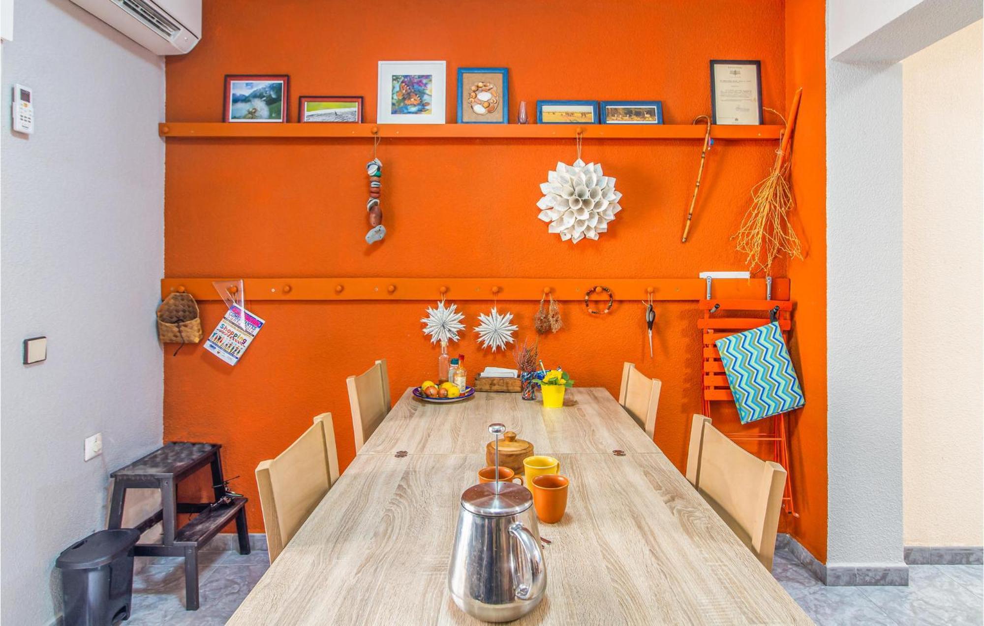 Lovely Apartment In Santa Pola With Wifi Buitenkant foto